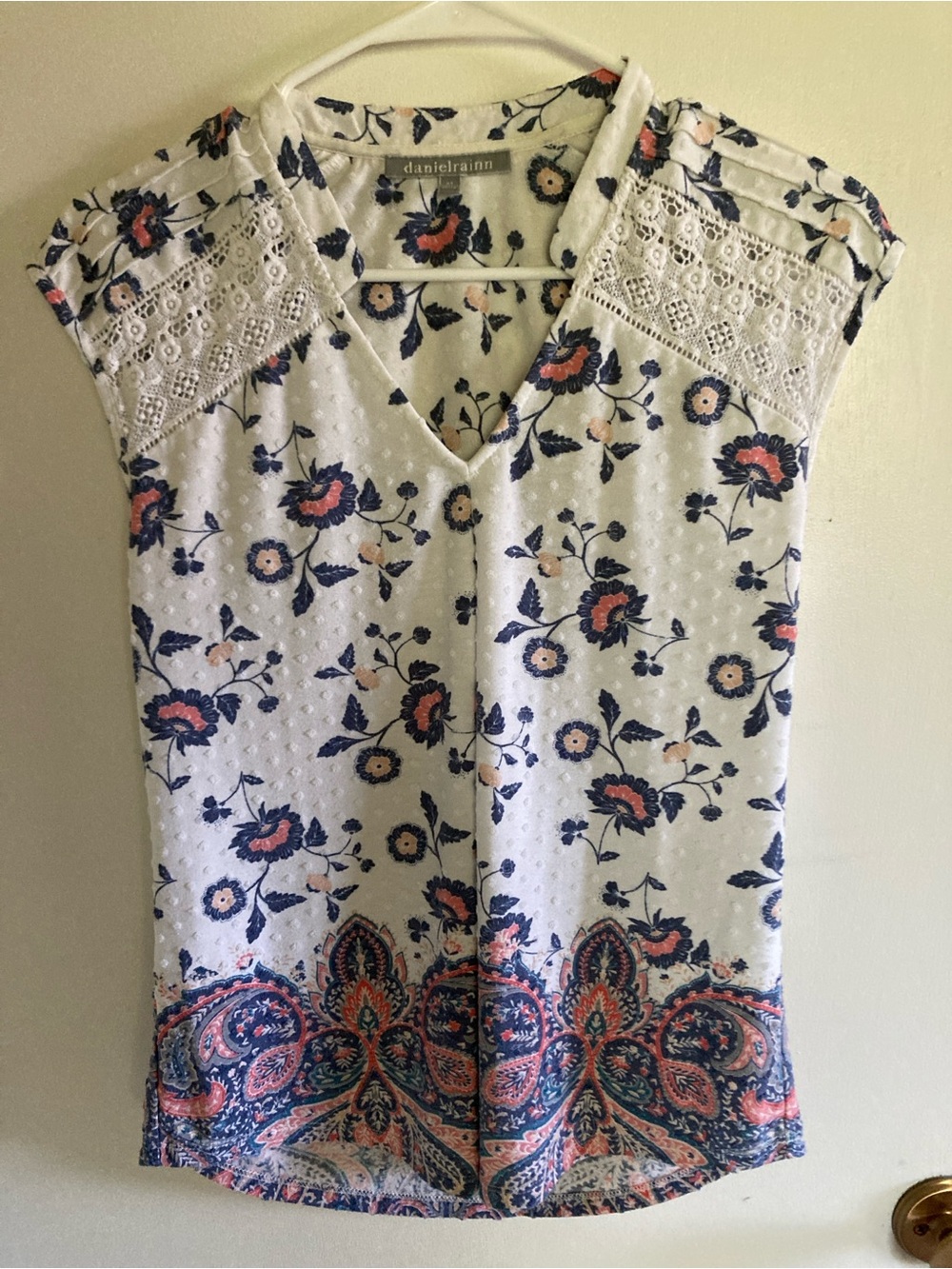 Daniel Rainn White Floral V-Neck Lace-Yoke Top with Navy and Coral Accents